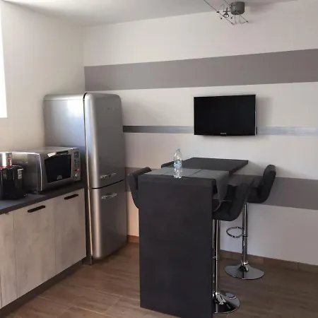 Persico 4*